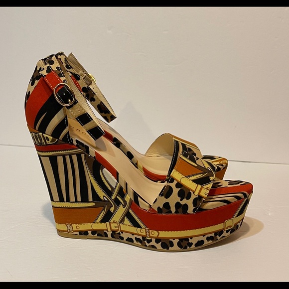 Multi Print Wedge Heel Sandals - Picture 11 of 12